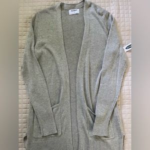 Light gray Old Navy cardigan sweater